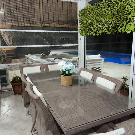 Infinity View Villa Nata