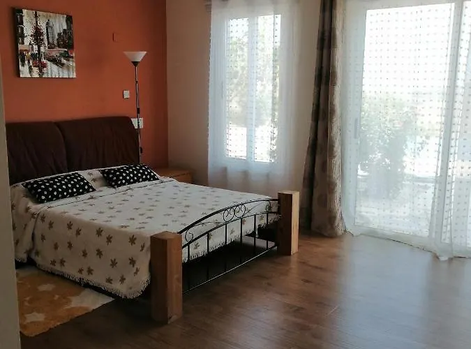 Infinity View Villa Nata