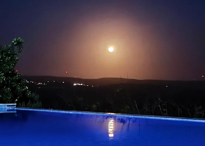 Infinity View * Nata