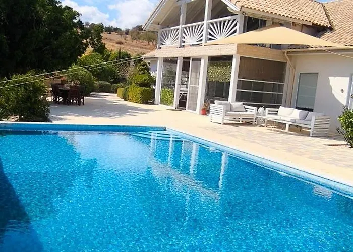 Villa Infinity View Nata